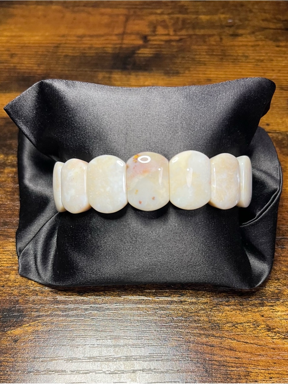 🤩 Natural Coral Jade Chunky Soft Bangle Stretch Bracelet